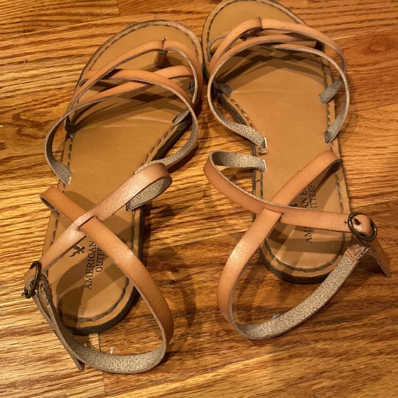 American eagle sandals with ankle strap. Size 10 - Picture 2 of 3